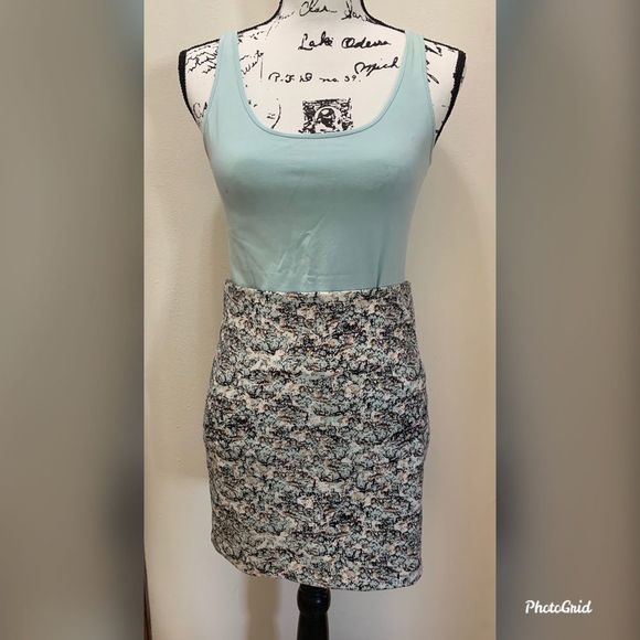 BCBG Generation tribal bandage skirt - Picture 1 of 4